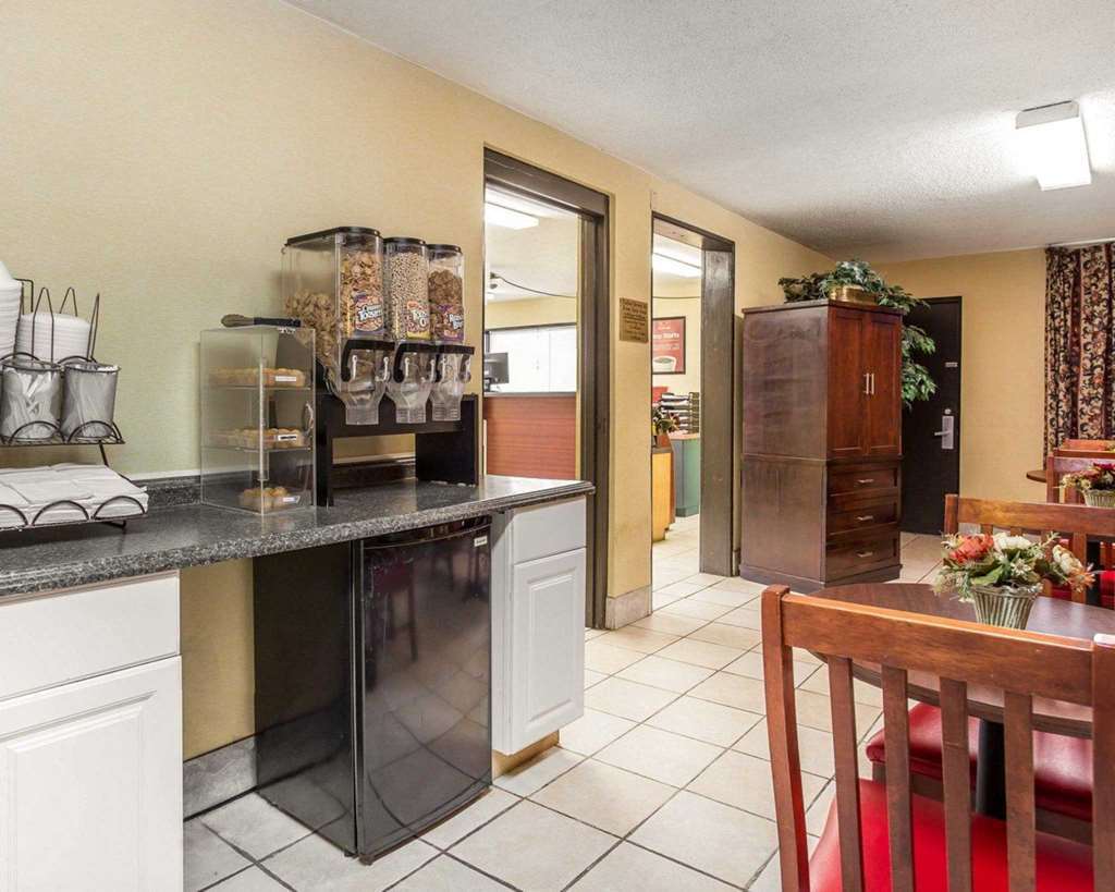 Econo Lodge Richburg Restaurace fotografie